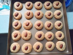 表面上色均匀后即可出炉，冷却后食用