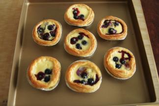 烤好，取出，冷凉一会，不烫手即可开动。