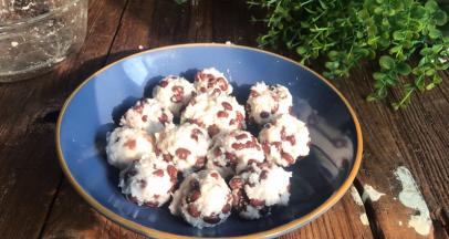 放入盘中，同时锅中烧适量开水