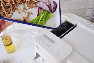 再按提示将菜放入