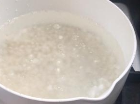 转小火熬煮半小时