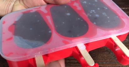 放入冰箱冷冻3小时以上