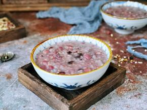 换个风格哈、～～