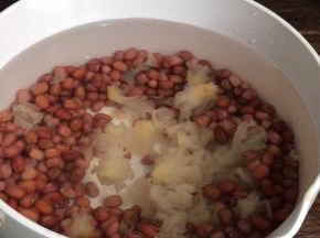 加入多点的清水