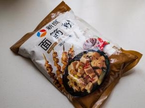 这就是面筋预拌粉，它是由谷脘粉和小麦粉合理搭配而成的，直接使用即可。