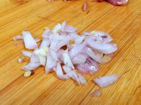 毛葱切碎
