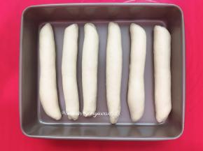 放入烤盘中进行最后发酵