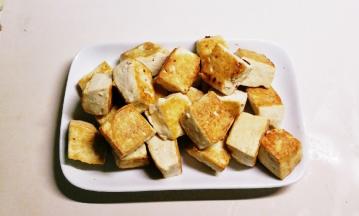 全部煎好 放到盘中备用