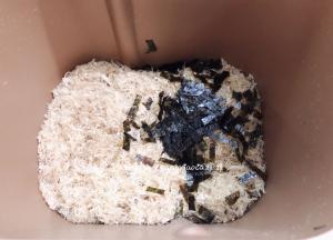 最后剩下3分钟的时候加入煎碎的海苔，再次搅拌到结束即可