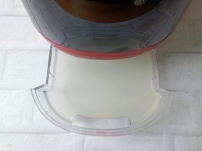 这是做好的米饭过滤的米汤【去除大米中多余的淀粉，不仅降低米饭中的含糖量，更加提升米饭的口感，婴儿奶瓶级的米汤盒，更加安全】