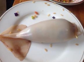 然后用牙签固定以免馅露出来