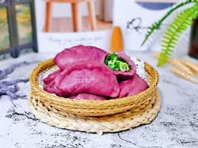 加了紫薯粉，好吃又好看～～