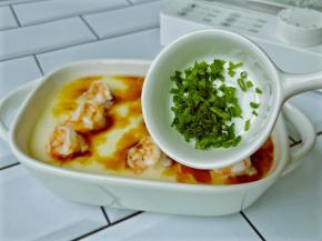 撒的葱花提香。