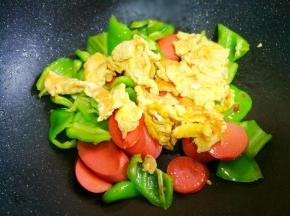 加入鸡蛋。