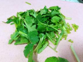 香菜切段