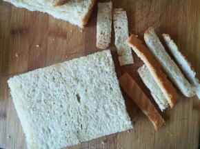 面包片切边，备用