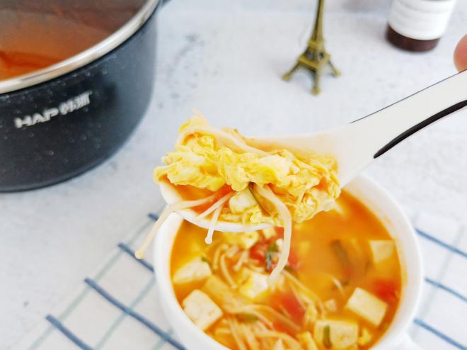 金针菇豆腐减脂汤