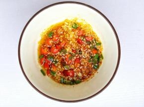 一勺热油。