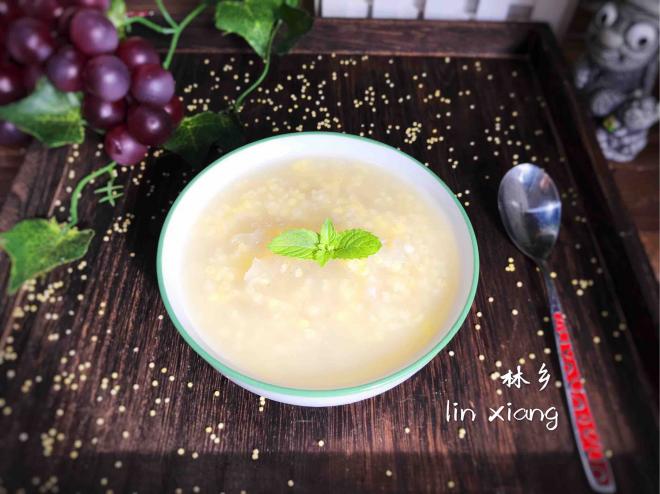 银耳小米粥