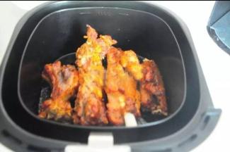 160度15分钟，之后，翻面160度，再烤10分钟