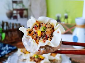 再来一张，每一口都是藜麦糯米、时蔬，鸡肉哈～