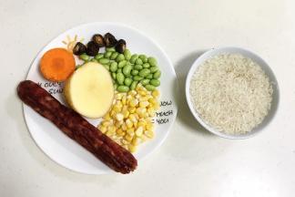 准备好需要的食材。