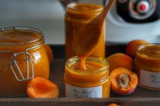 熬好的状态，放玻璃瓶中保存