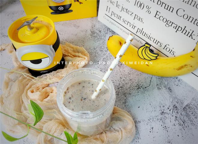燕麦香蕉奶昔