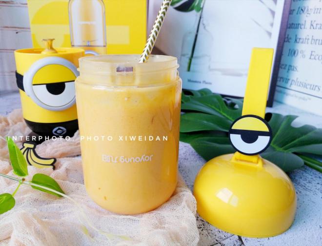 芒果酸奶思慕雪