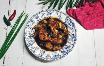 本人十分好这口汁，用来拌饭真的可以干掉两碗