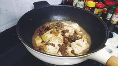 撒入蒜盐拌均匀即可上碟