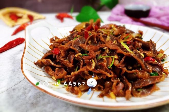 孜然炒鸡胗
