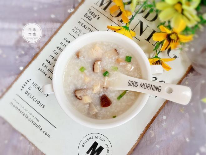 香菇鸡肉粥