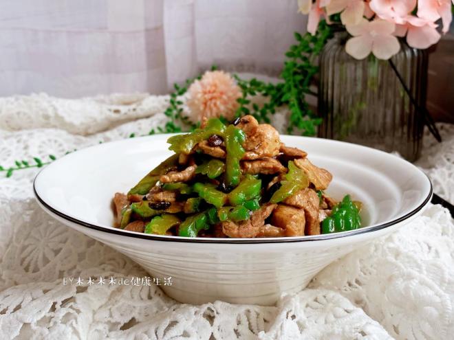 金牌凉瓜炒牛肉