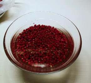 红豆清洗干净 清水泡6个小时