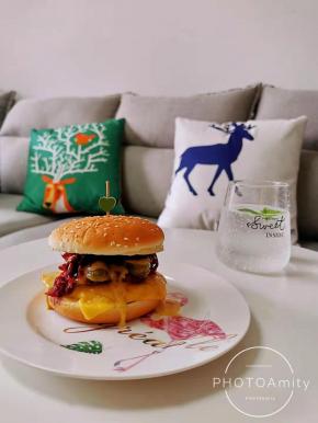 成功，配上一杯气泡水。