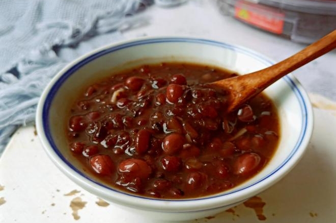 红糖暖身八宝粥