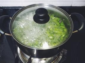大火烧开后转中火煮15-20分钟