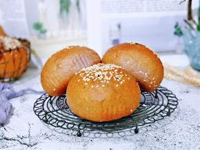 明天大蒜做鸡蛋汉堡。