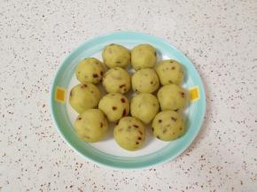 分成45g一份搓圆。