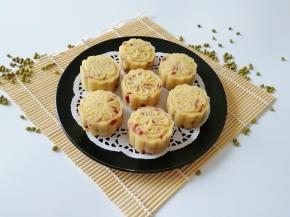 美美哒蔓越莓绿豆糕。