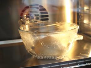 放入风炉中，28℃发酵。