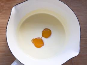 冷却后加入鸡蛋