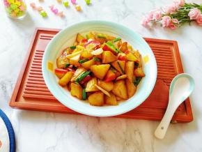 小妞都等不及了！