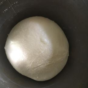 取出整好形常温下盖上保鲜膜发酵，没有具体时间。