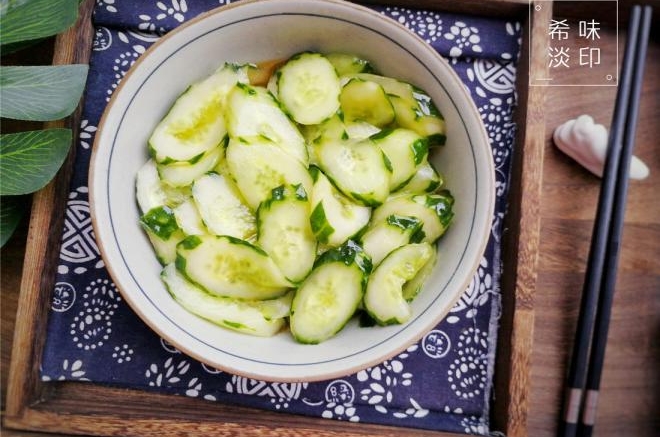凉拌清爽黄瓜