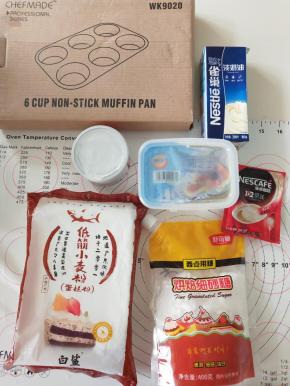 、材料备齐，奶油奶酪提前放置室温。