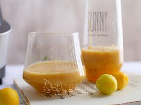 倒入小白杏泥。