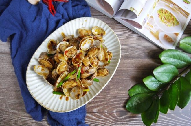 香辣豆瓣炒花甲