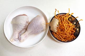 准备好需要的食材。